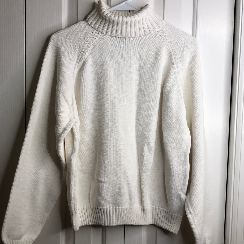 Lands End cotton white size L turtleneck sweater
